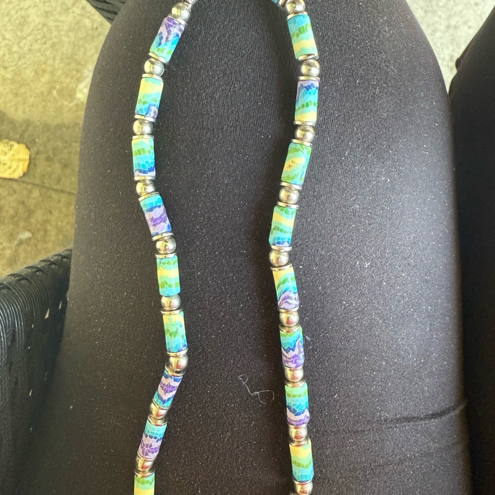 Colorful Beaded Necklace - Picture 7 of 7